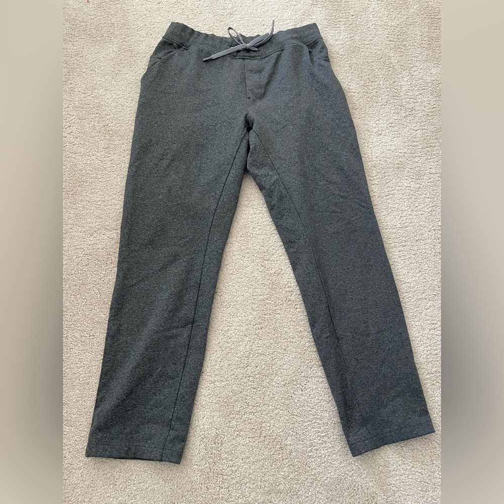 City Jogger Straight Leg Lululemon light grey size Large